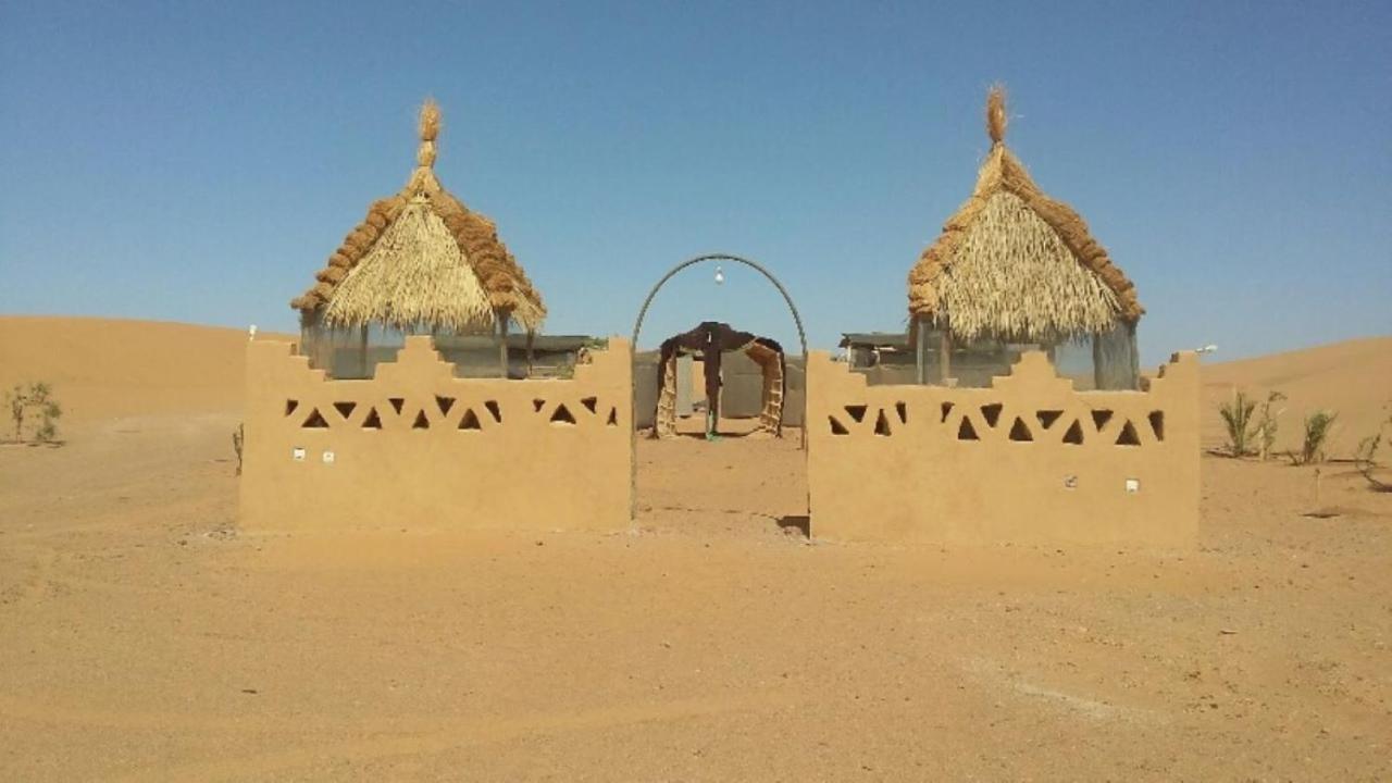 Restcamp Ergchebbi Hotell Merzouga Eksteriør bilde