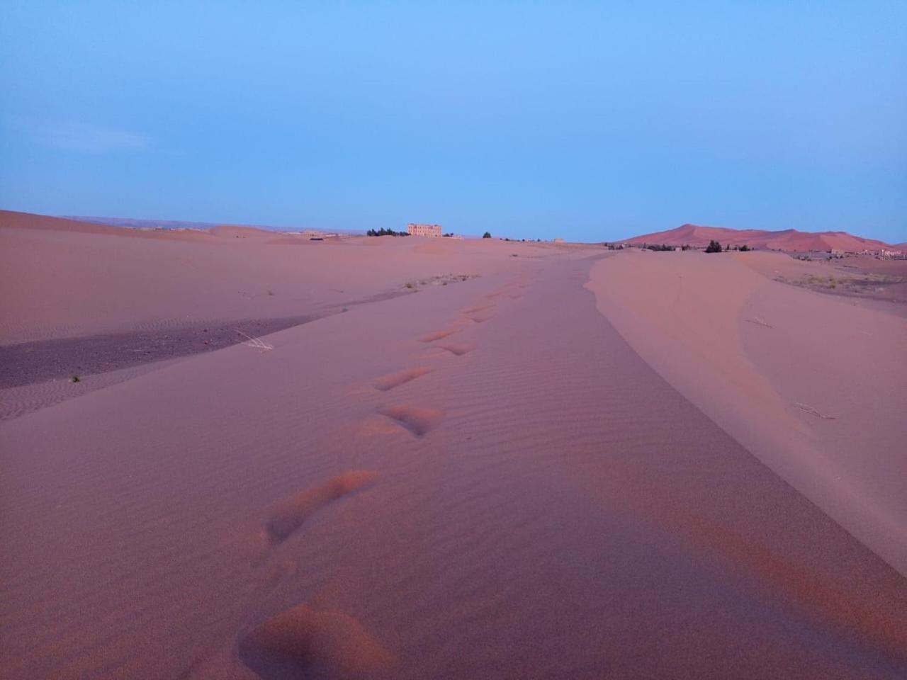 Restcamp Ergchebbi Hotell Merzouga Eksteriør bilde