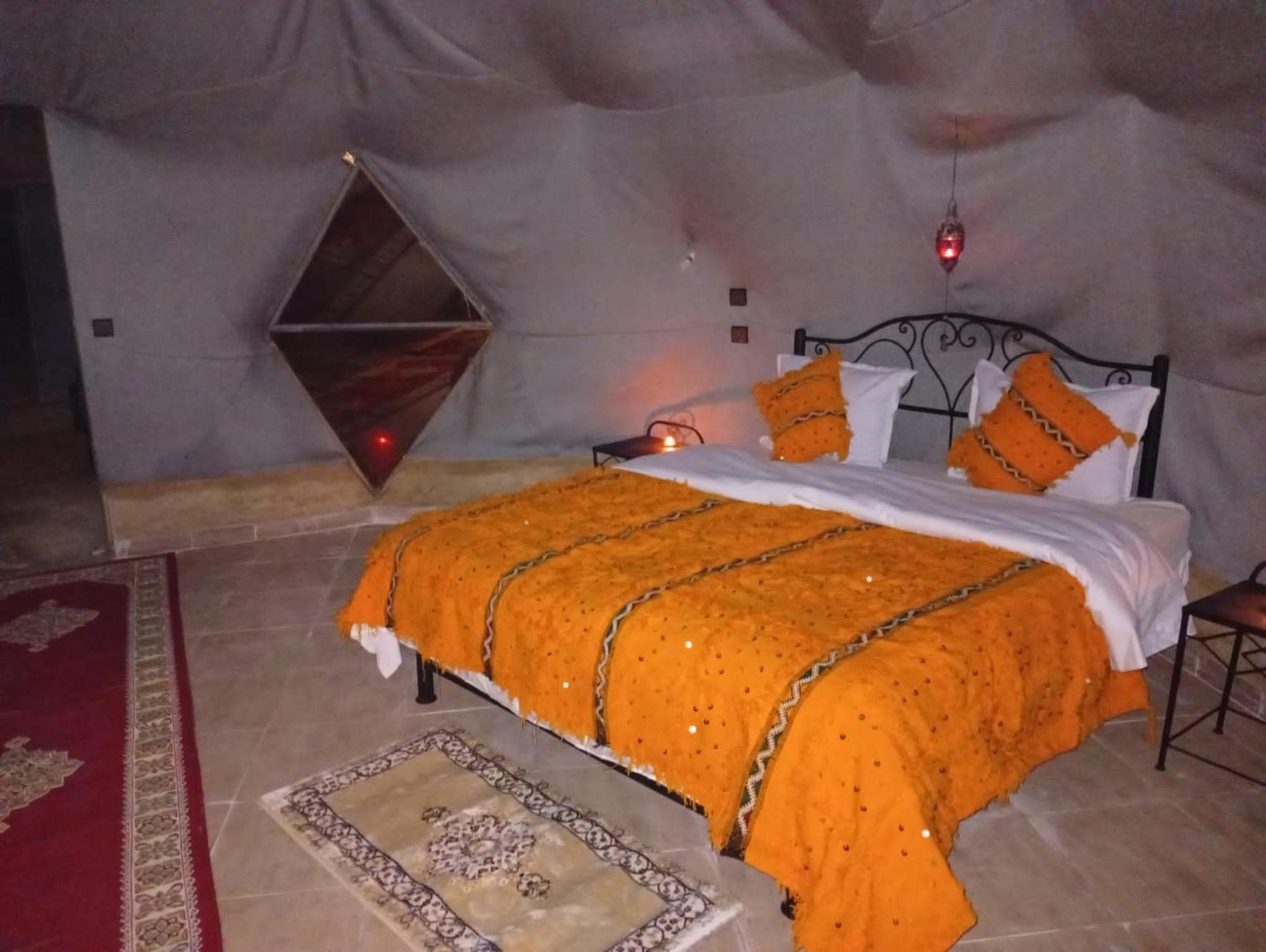 Restcamp Ergchebbi Hotell Merzouga Eksteriør bilde